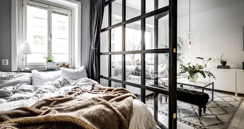 دیوار شیشه ای اتاق